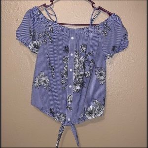❤️ Striped Floral Blouse